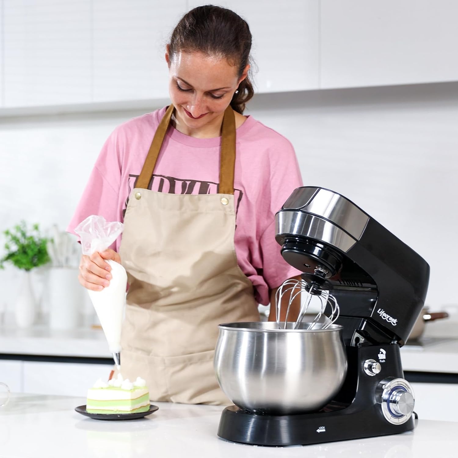 6-in-1 Multifunctional Stand Mixer, 5.3Qt 660W, 6-Speed Tilt-head, Electric Kitchen Mixer with Stainless Steel Bowl,Meat Grinder, Juice Blender (Black)